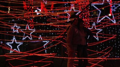 „Любовта идва по Коледа“ и още 9 интересни филма през уикенда