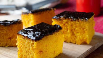 Бразилски морковен кекс с шоколадова глазура 