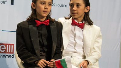 Бащата на Хасан и Ибрахим опроверга обвиненията за видеото в YouTube