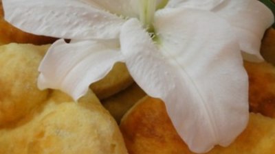 Бухти със сирене или конфитюр