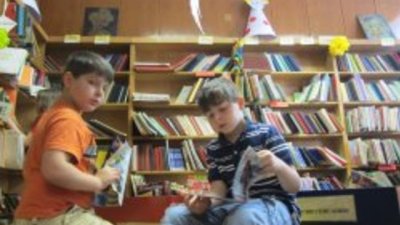 Водим ли децата си в библиотеките