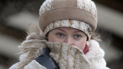 Красива кожа през зимата с хидратация, масла и компреси