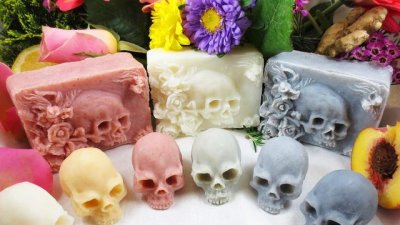 Зловещи аромати (галерия)