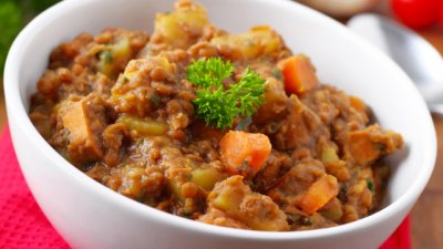 Здравословно телешко задушено със зеленчуци и сухо вино