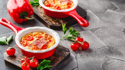 Фритата с чушки и маслини 