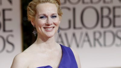 Лора Лини стана майка за първи път на 49 години