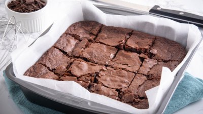 Веган брауни с портокал, орехи и черен шоколад