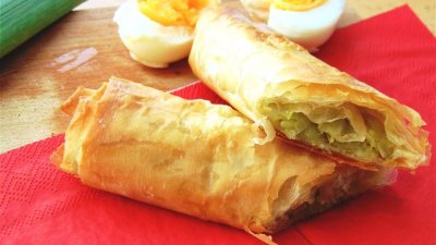 Видео рецепта: Банички с праз 