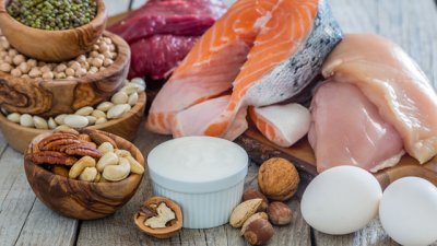 Признаци, че не ви достигат протеини в храненето 