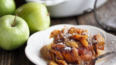 Пълнен френски тост с ябълки и канела