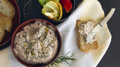 Разядка с риба тон и нахут