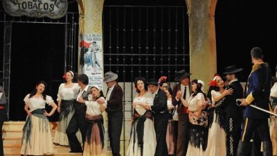 Страст и възпламеняваща любов в операта „Кармен“