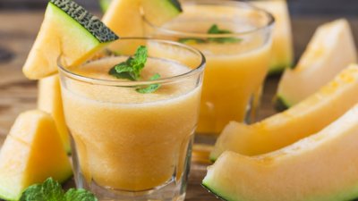 Смути с два вида пъпеш и мед