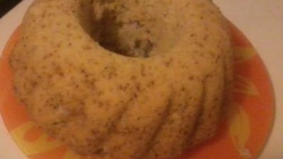 Лимонов кейк със стафиди