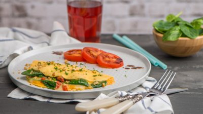 Омлет с песто от спанак и босилек 