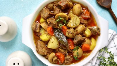 Свинско с картофи по френски