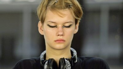 Стрели в очите – модерният грим 