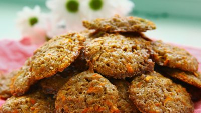 Морковени бисквити с канела и ванилия 