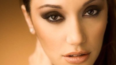 Мария Илиева обявява името на новия си сингъл тази вечер