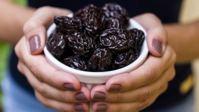 Хапвайте сушени сини сливи при запек и високо кръвно