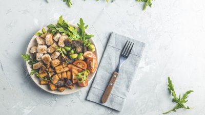 Лесна рецепта за пилешки хапки с масло, чесън и подправки