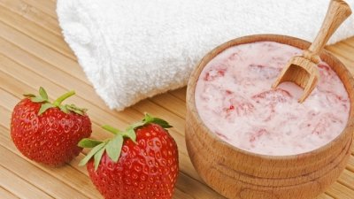 Маски с ягоди за сияеща кожа 