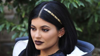 Флаш татуси – новото бижу в косите