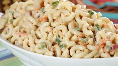 Класическа макаронена салата