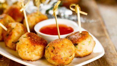 Парти кюфтенца с магданоз 