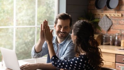 15 начина да покажете подкрепа към партньора си