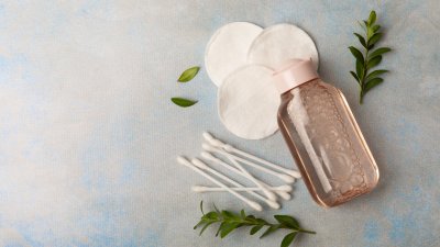 6 алтернативни употреби на мицеларната вода