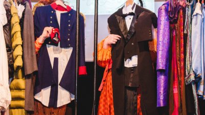 Разходка за децата из света на театралния костюм в театър „София“