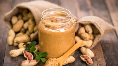 Можем ли да ядем фъстъчено масло при спазване на кетодиета?