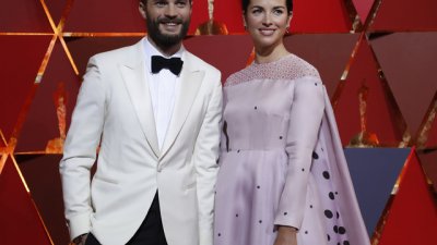 Джейми Дорнан стана баща за трети път