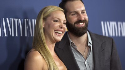 Катрин Хейгъл роди син