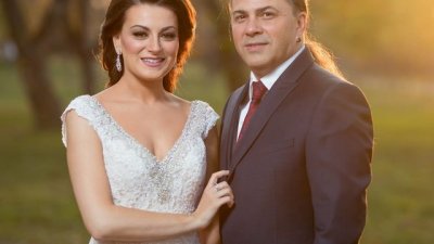 Наско от Б.Т.Р. показа снимките от сватбата с Ивана