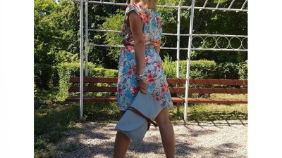 Какво да облека днес? Рокля на цветя!