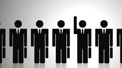 Как се работи с колегата интригант?