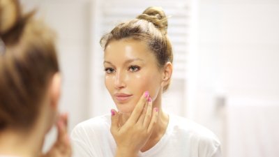 Антистареещ серум за кожа без бръчки 