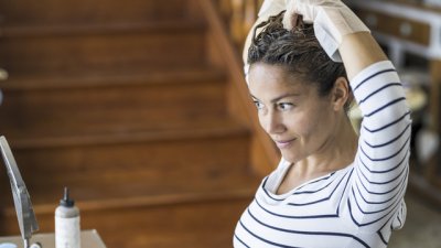 Как да се боядисате сами вкъщи без фризьор 