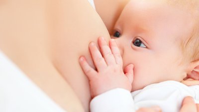 Защо нямам желание за секс, докато кърмя? 