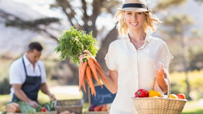 7 храни, които ни карат да изглеждаме по-млади