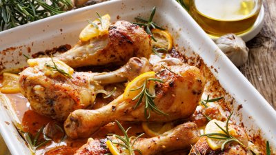 Пиле по гръцки в тава