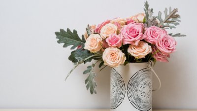 Честит имен ден, Мая!