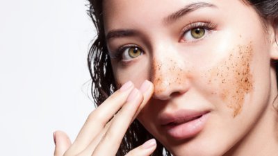 Няколко причини да ексфолирате редовно кожата си