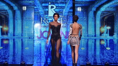 Грандиозен модел спектакъл с тоалети от котюр (галерия)