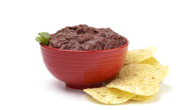 Разядка с черен боб, йогурт и лимон, която върви с тортила