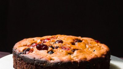 Кекс с портокал и червени боровинки 