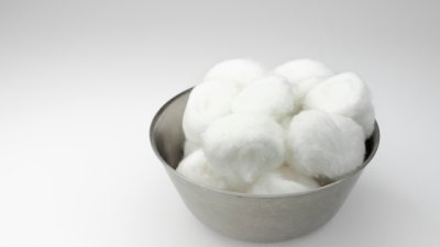 Приложение на памучните тампончета в дома