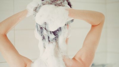 Грешките, които правим с употребата на шампоан 